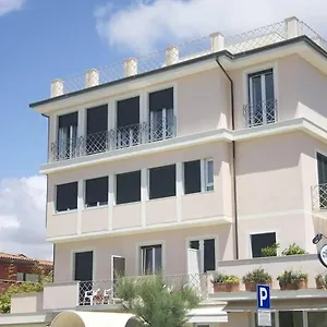 *** Hotel Bencista' Italy